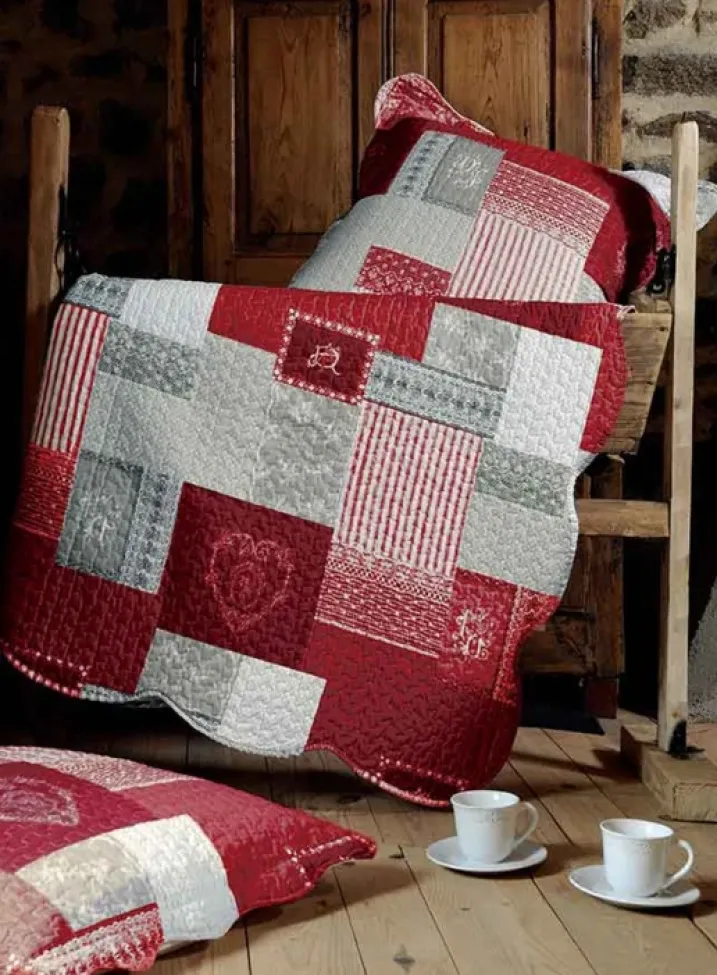 Boutis et Taies avec Imprimé Patchwork Romantique