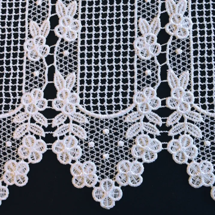 Brise Bise macramé motif fleurs