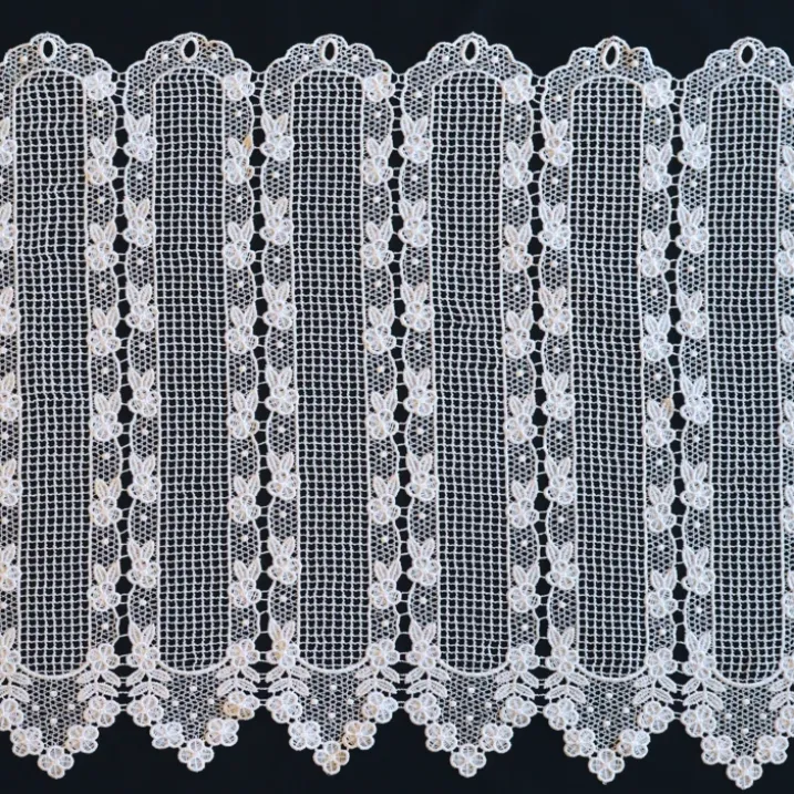 Brise Bise macramé motif fleurs