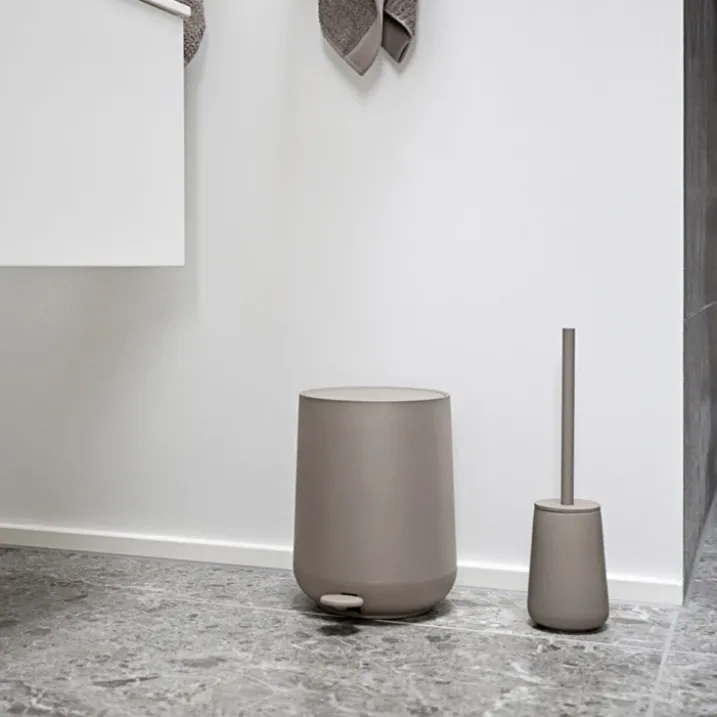 Brosse pour toilette en grès et acier