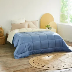 Couette chaude microfibre bicolore 400 gr/m2