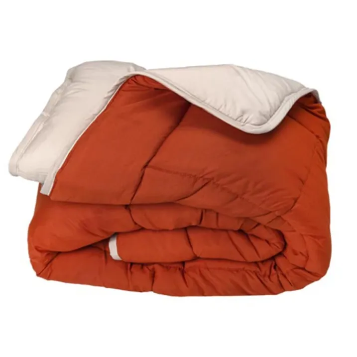 Couette légère réversible bicolore en microfibre 200 gr/m²