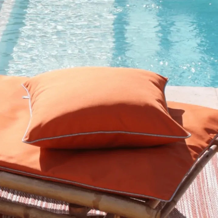 Coussin carré extérieur uni