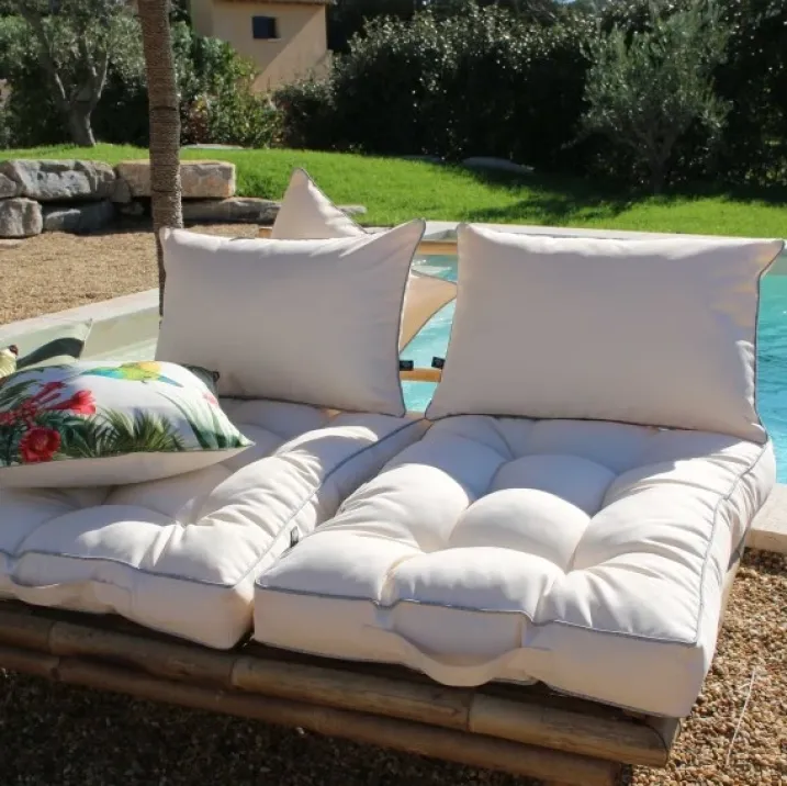 Coussin carré extérieur uni