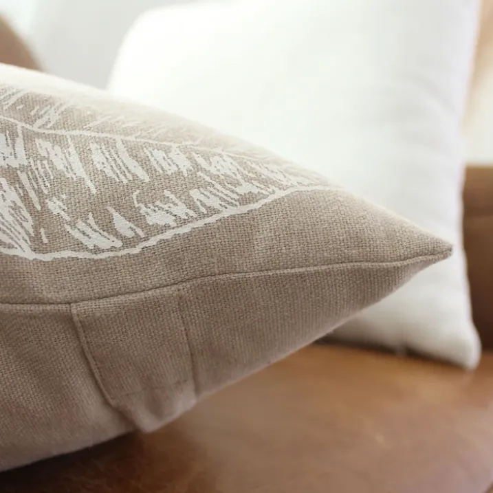 Coussin carré motif nature épuré