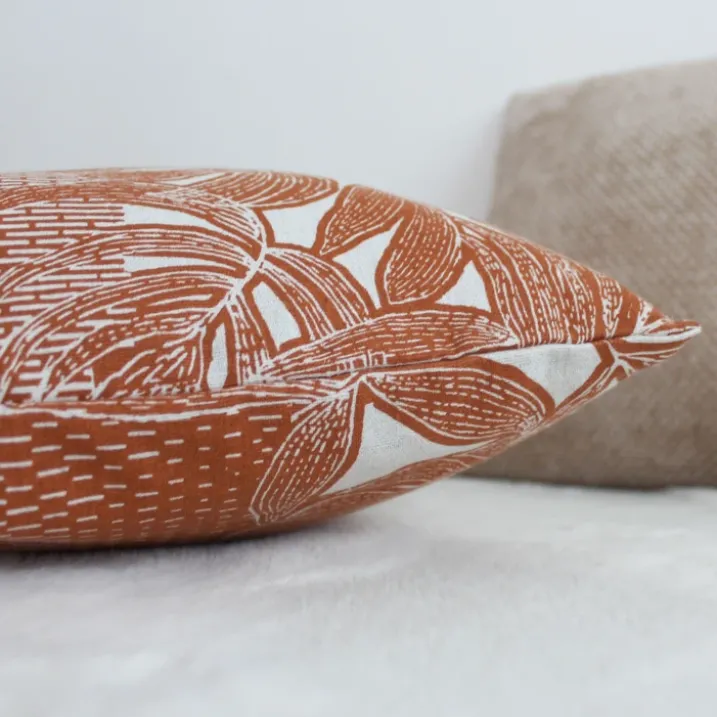 Coussin décoratif déhoussable motif feuillage tropical