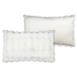 Coussin déhoussable imitation fourrure