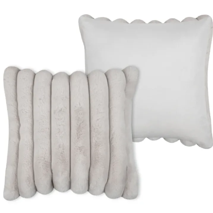 Coussin en imitation fourrure ultra douce à bandes
