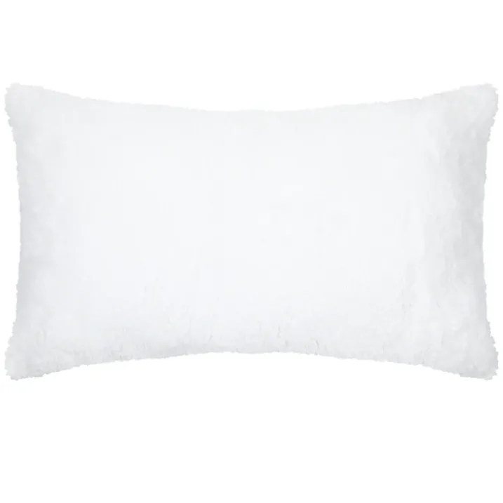 Coussin en polaire avec message brodé "Cosy"