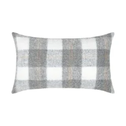 Coussin rectangulaire à carreaux effet laine