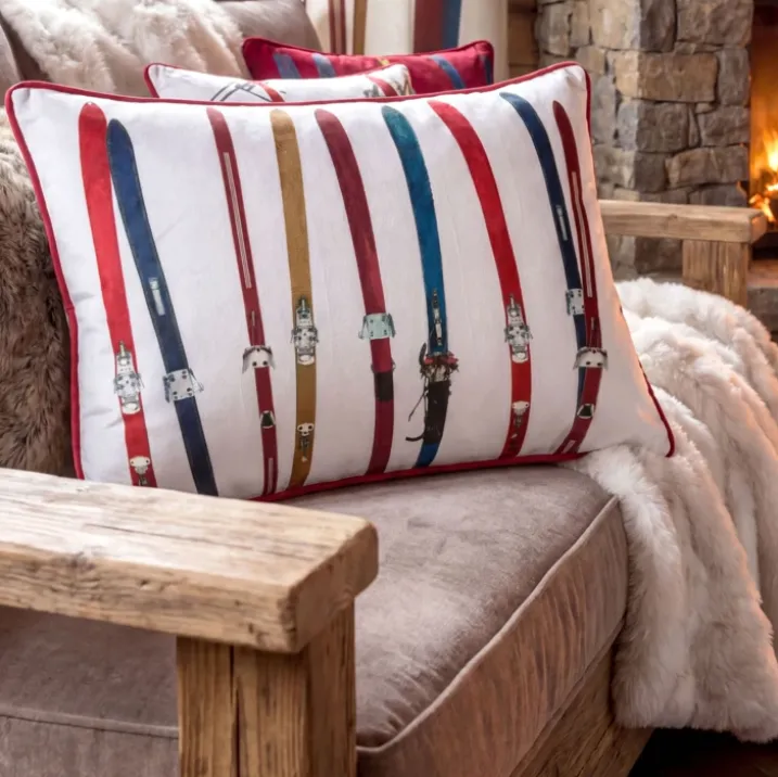 Coussin rectangulaire à motif skis vintage