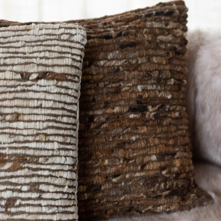 Coussin tissé en laine