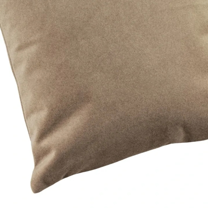 Coussin velours effet peau de pêche