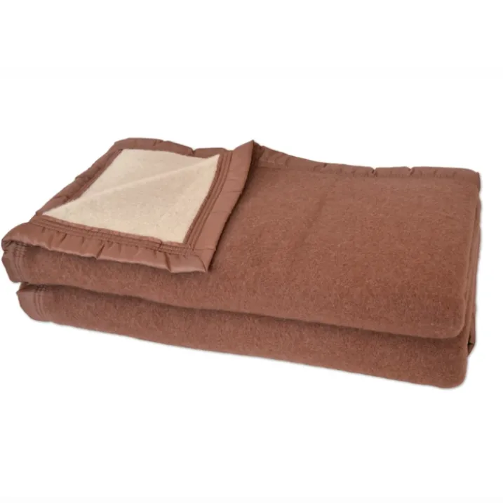 Couverture en 100% pure laine vierge 500g/m²