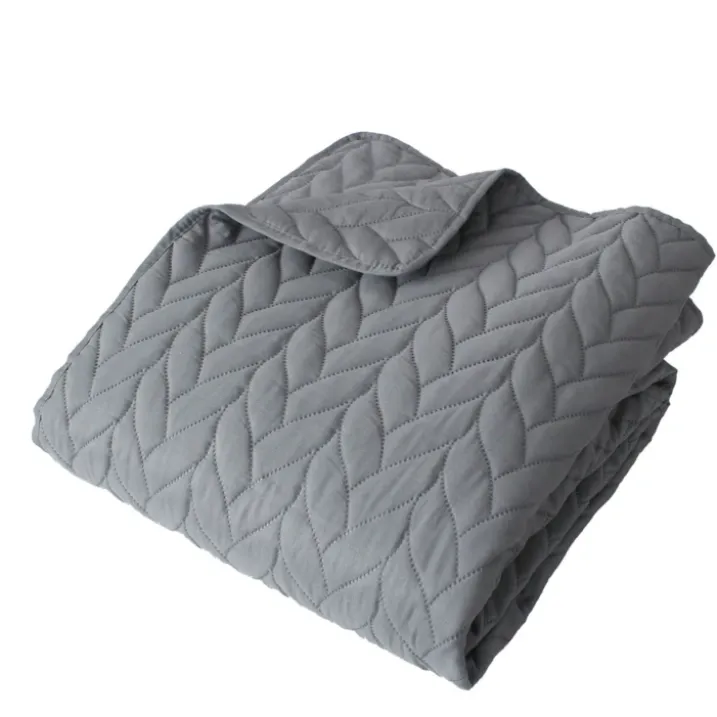 Couvre lit en microfibre dessin par ultrason