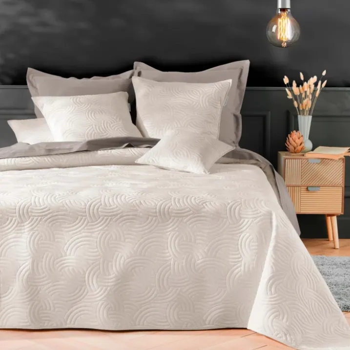 Couvre-lit 3 pièces matelassé velours + deux taies