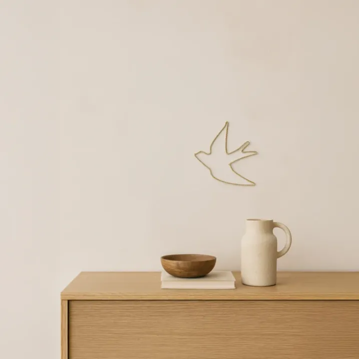 Déco murale Hirondelle fil laiton torsadé