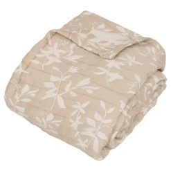 Dessus de lit fleuri matelassé
