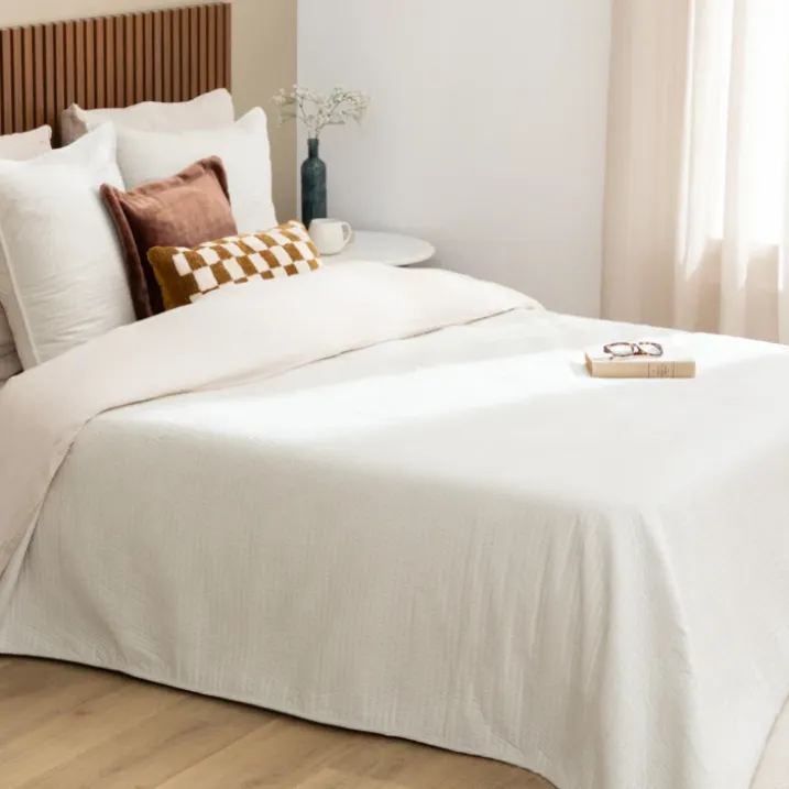 Dessus de lit matelassé avec 2 taies assorties