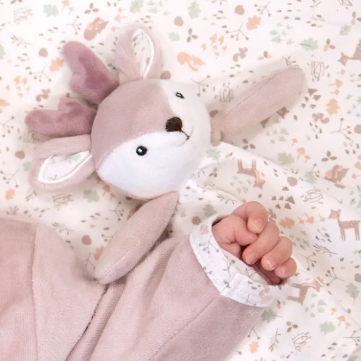 Doudou faon au style enchanté