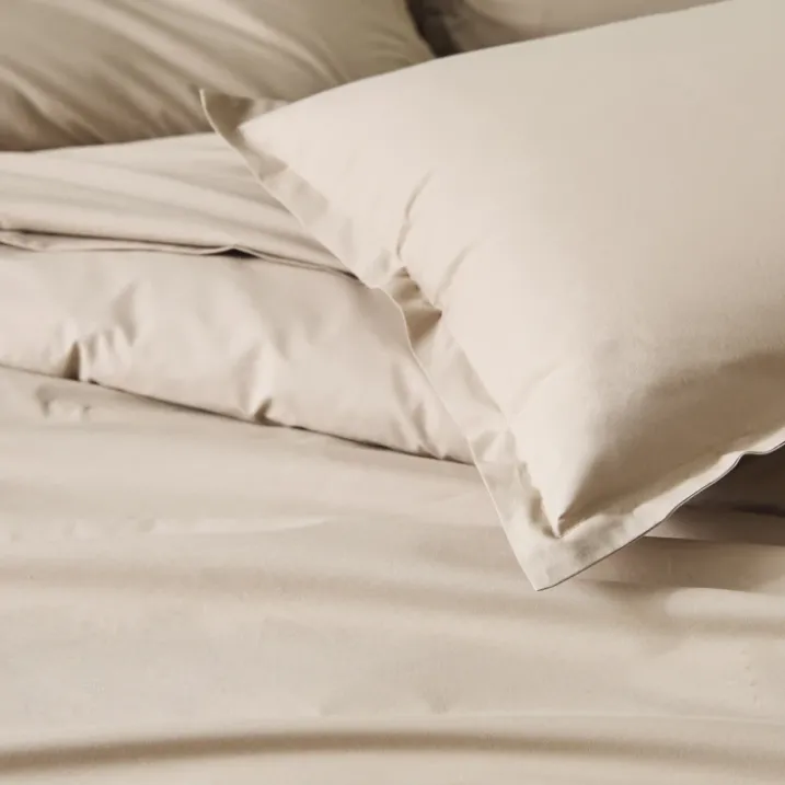 Drap plat piqué uni en percale de coton