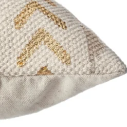 Housse de coussin ethnique et or