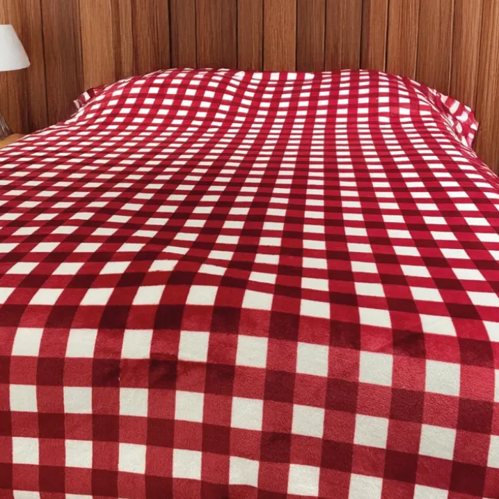Jeté de canapé et lit motif vichy en polaire