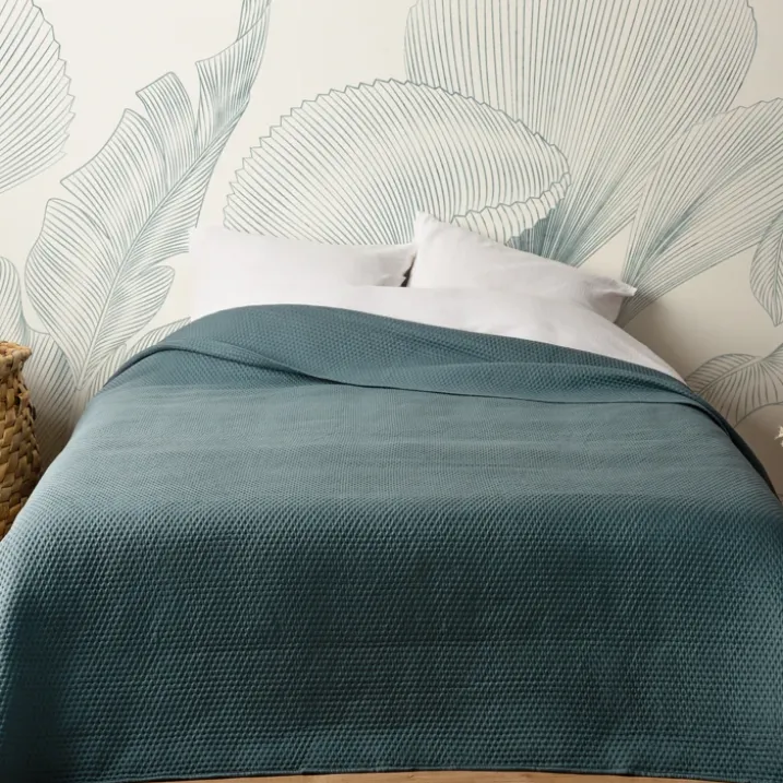 Jeté de lit matelassé léger motif capitonné