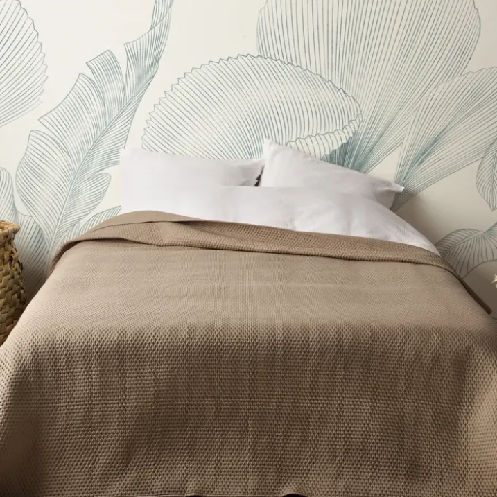 Jeté de lit matelassé léger motif capitonné