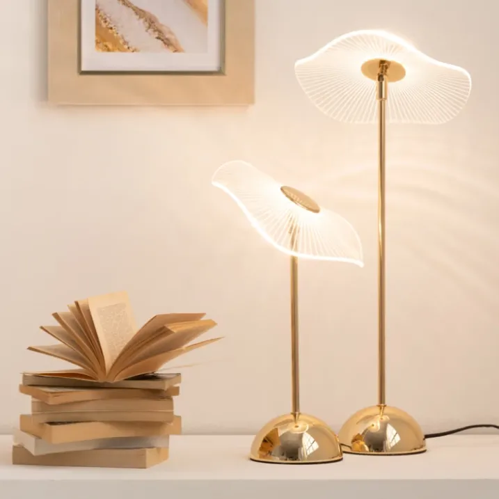 Lampe de table LED en métal effet fleur