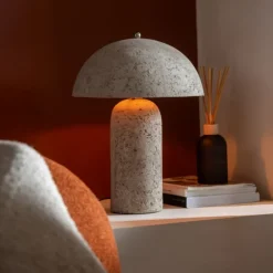 Lampe à poser forme champignon en papier mâché