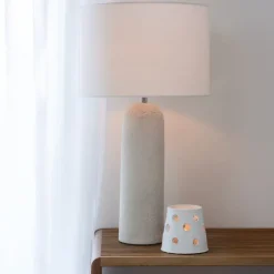 Lampe sur pied en terre cuite et lin