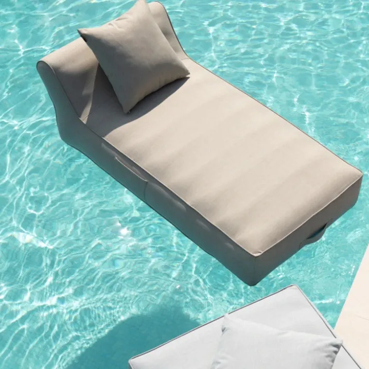 Matelas bain de soleil gonflable avec pompe
