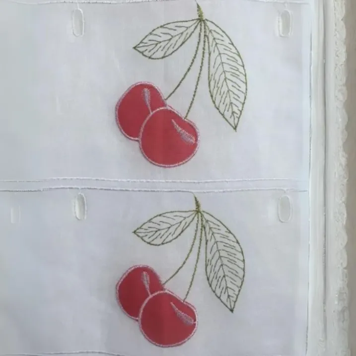 Modulable brodé griottes
