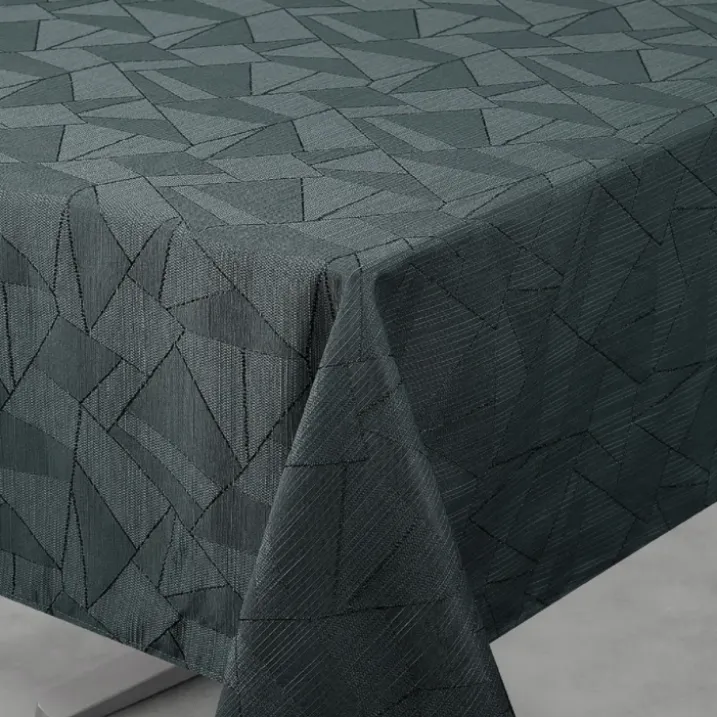 Nappe rectangulaire extérieure aux motifs graphiques