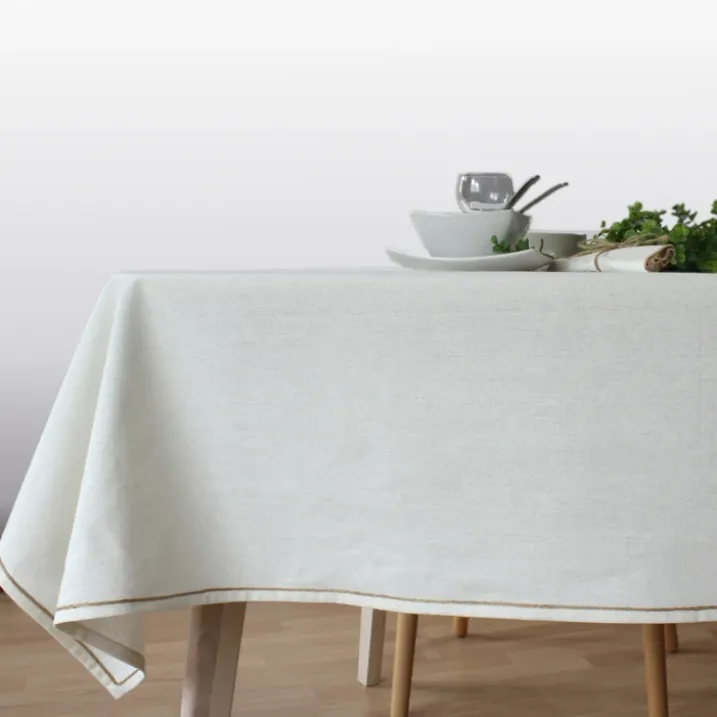 Nappe unie avec feston en jute