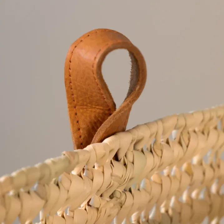 Panier à suspendre demi cercle anse cuir
