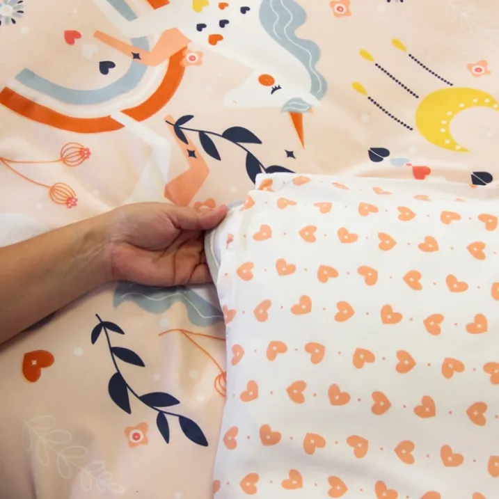 Parure de lit enfant licorne avec poche pour doudou