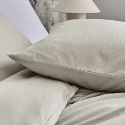 Parure de lit en microfibre flanelle motif fines rayures