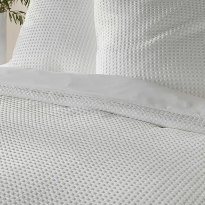 Parure de lit en microfibre gaufrée motif nid d’abeille
