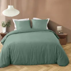 Parure de lit 3 pièces en microfibre unie lavée housse + taies