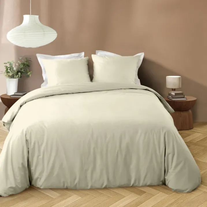 Parure de lit 3 pièces en microfibre unie lavée housse + taies