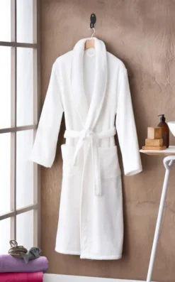 Peignoir de bain uni et coloré