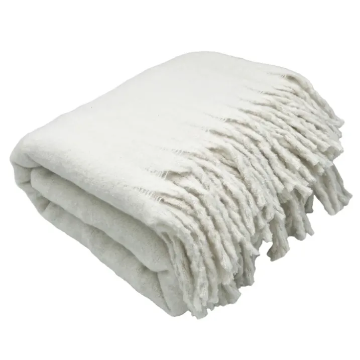 Plaid aspect mohair à franges torsadées