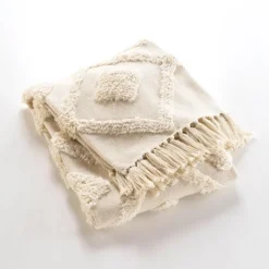 Plaid bohème tufté avec franges