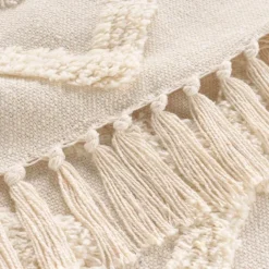 Plaid bohème tufté avec franges