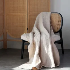 Plaid en coton lavé matelassé boutis