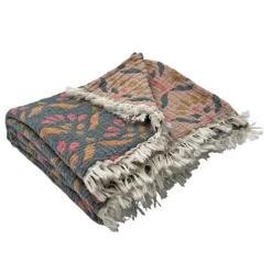 Plaid en gaze de coton lavée à motif végétal
