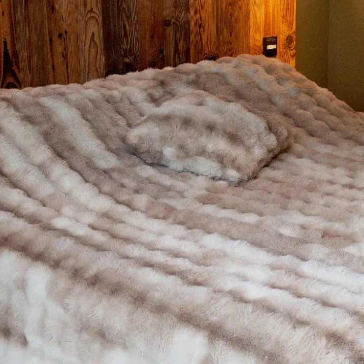 Plaid ou Jeté de Lit Imitation Fourrure Doux