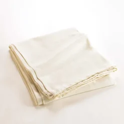 Plaid uni en polycoton pour canapé ou lit